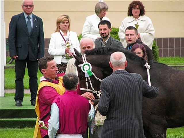 image_0.jpg
